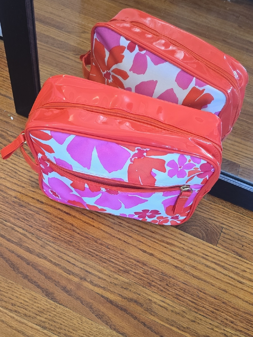 Vintage Elizabth Arden Floral Pink & Red Cosmetic Bag - Picture 3 of 6